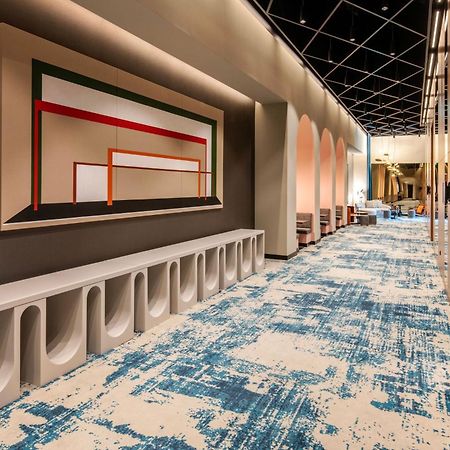 Renaissance Porto Lapa Hotel ภายนอก รูปภาพ The interior of the new terminal